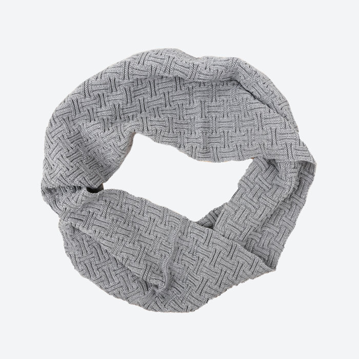 Knitted Merino scarf Kama S39